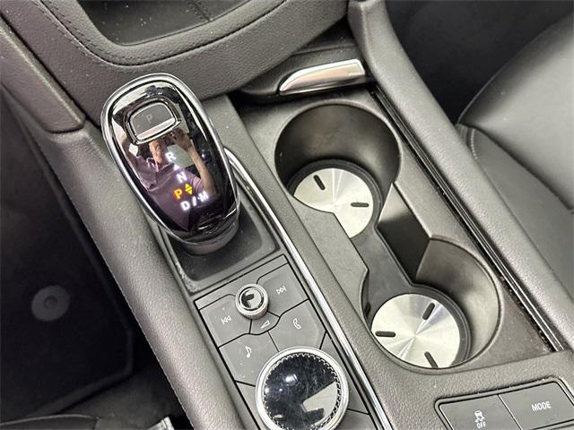 used 2022 Cadillac XT6 car, priced at $38,000