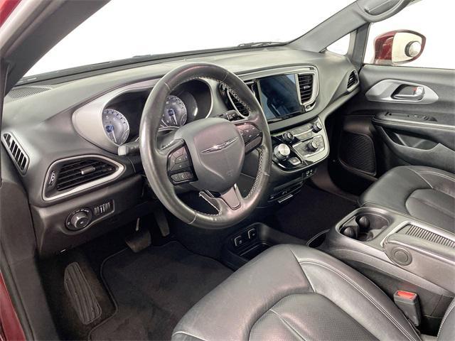 used 2020 Chrysler Pacifica car, priced at $29,000