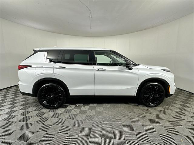used 2023 Mitsubishi Outlander car, priced at $25,500