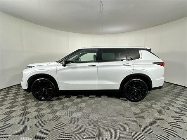 used 2023 Mitsubishi Outlander car, priced at $25,500