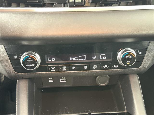 used 2023 Mitsubishi Outlander car, priced at $25,500