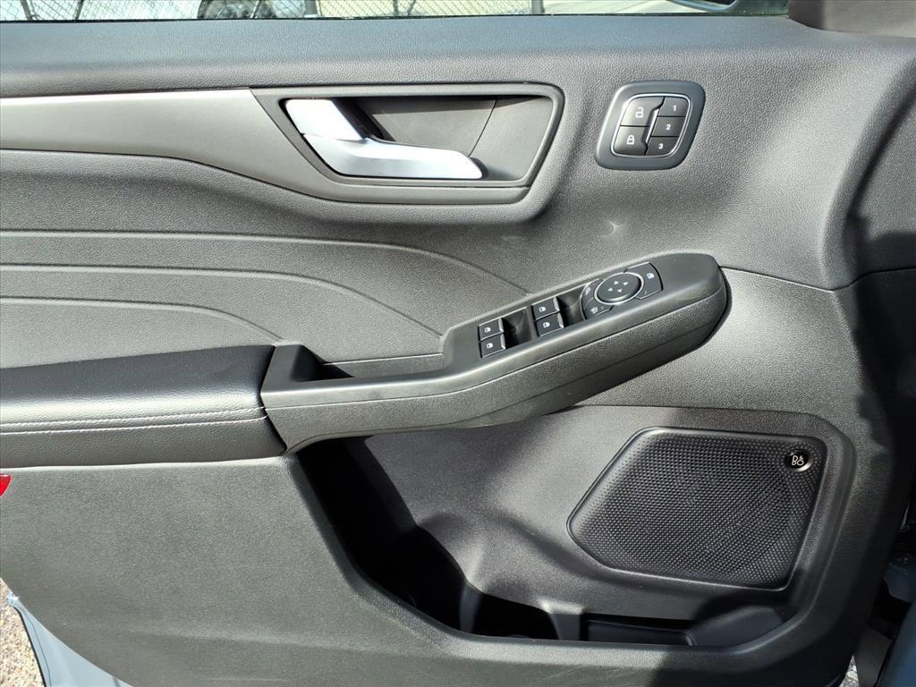 used 2023 Ford Escape car, priced at $24,923