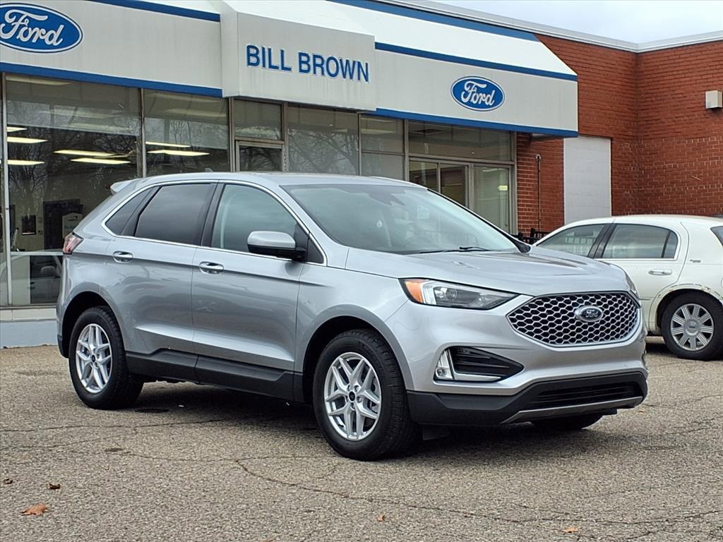 used 2024 Ford Edge car, priced at $29,995