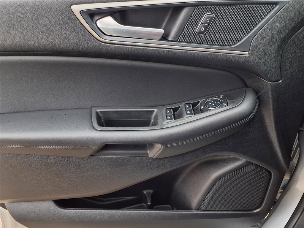 used 2024 Ford Edge car, priced at $29,995