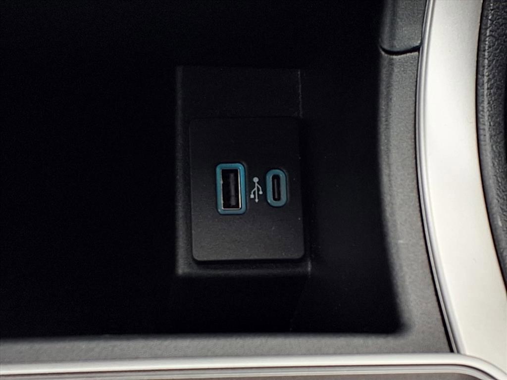 used 2024 Ford Edge car, priced at $29,995