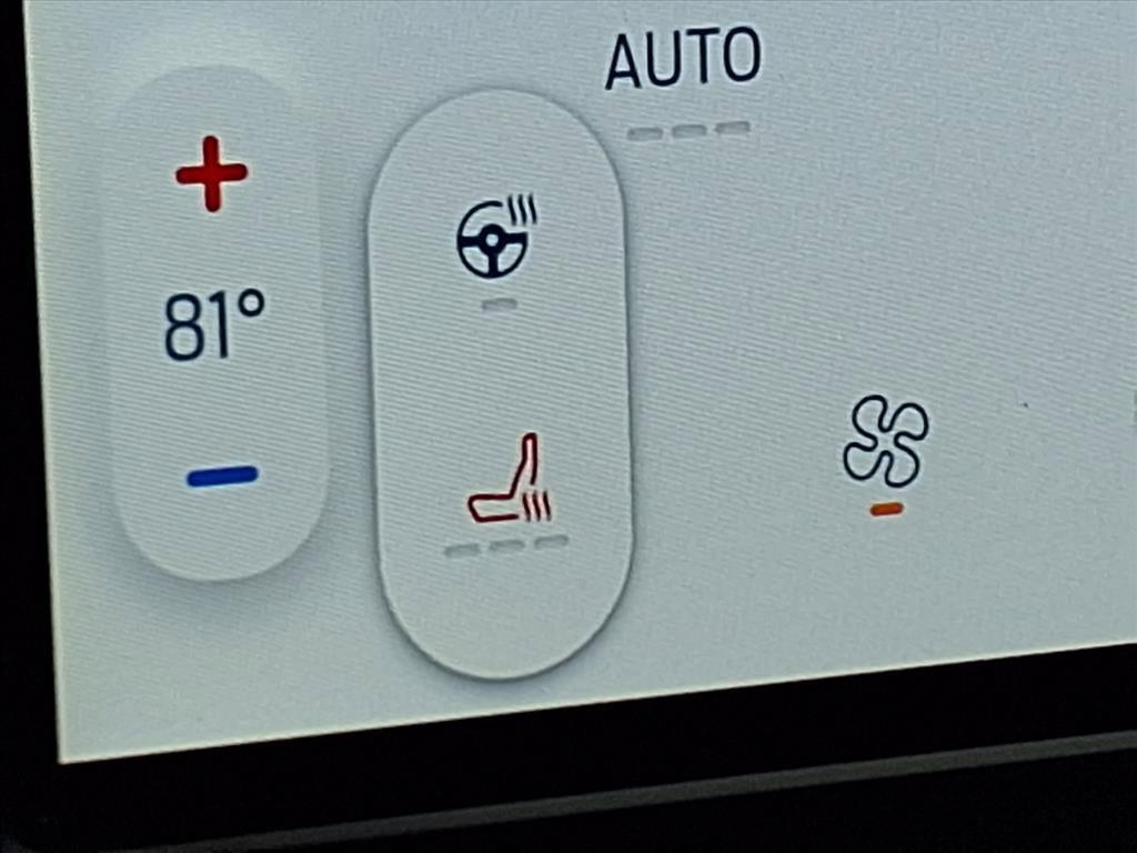 used 2024 Ford Edge car, priced at $29,995