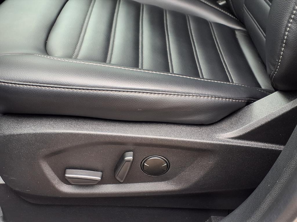 used 2024 Ford Edge car, priced at $29,995