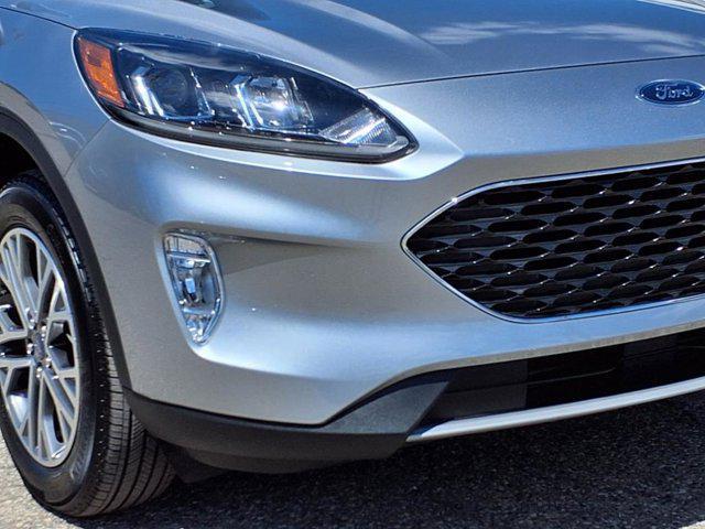 used 2022 Ford Escape car, priced at $24,992