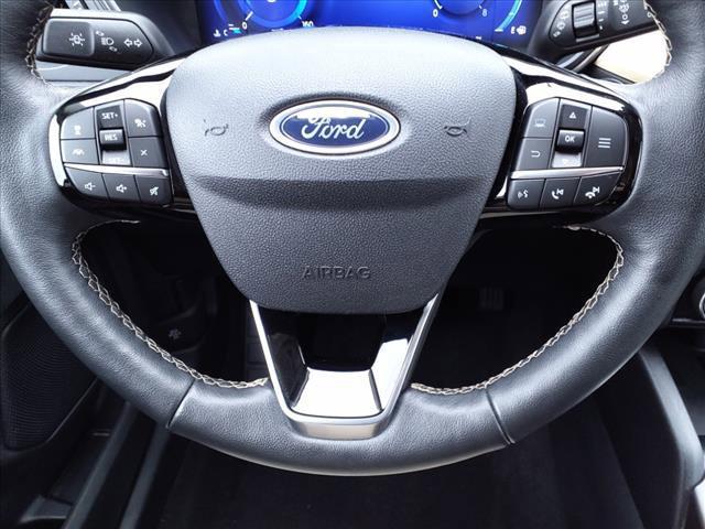 used 2022 Ford Escape car, priced at $25,922