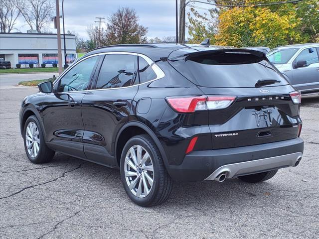 used 2022 Ford Escape car, priced at $25,922