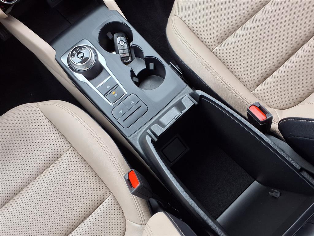 used 2022 Ford Escape car, priced at $24,992