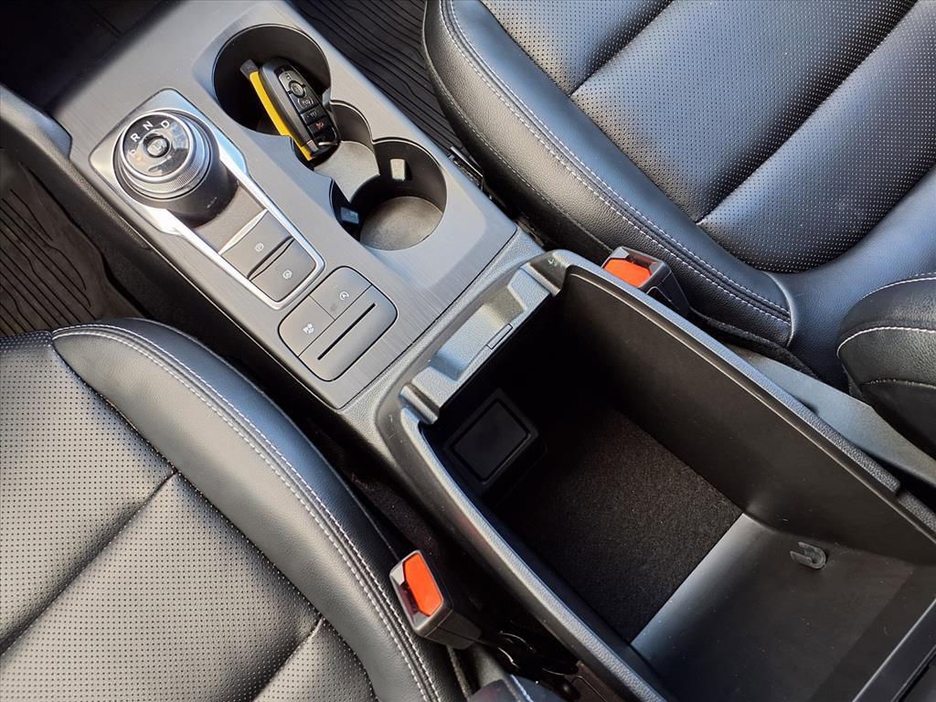used 2022 Ford Escape car, priced at $21,922