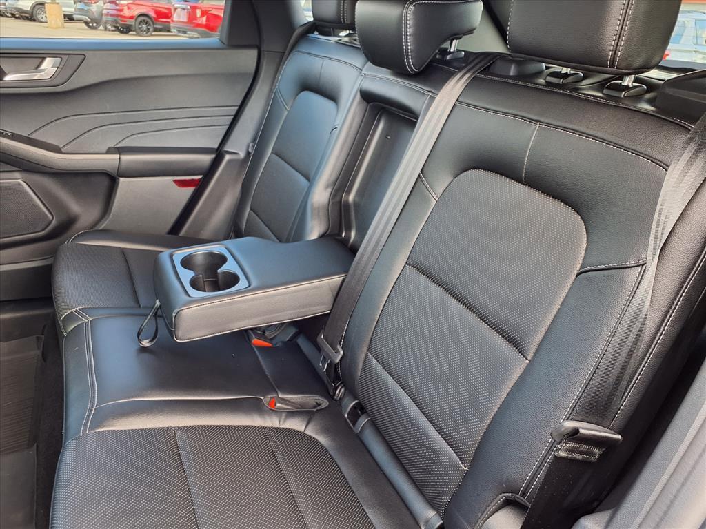 used 2022 Ford Escape car, priced at $21,922