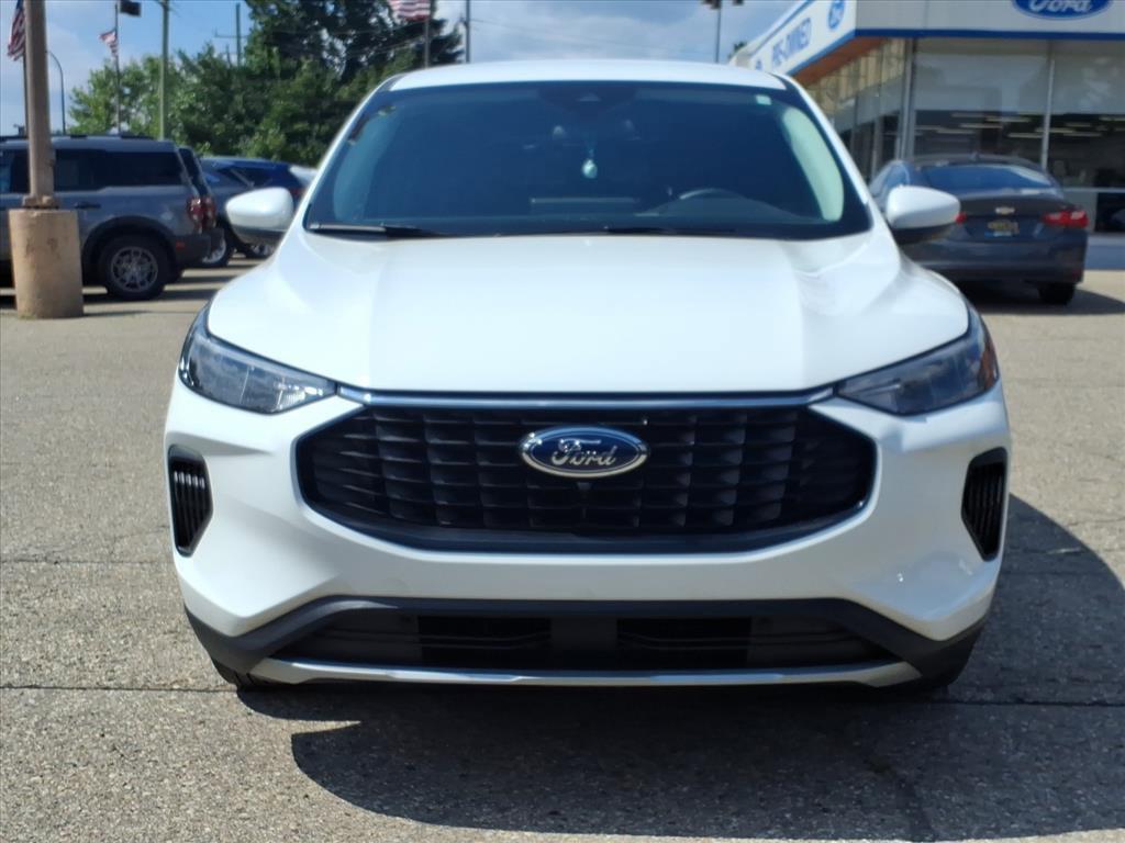 used 2023 Ford Escape car, priced at $26,993