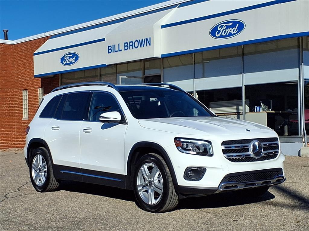 used 2022 Mercedes-Benz GLB 250 car, priced at $27,472