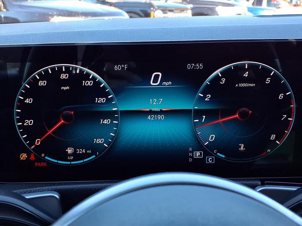 used 2022 Mercedes-Benz GLB 250 car, priced at $27,472