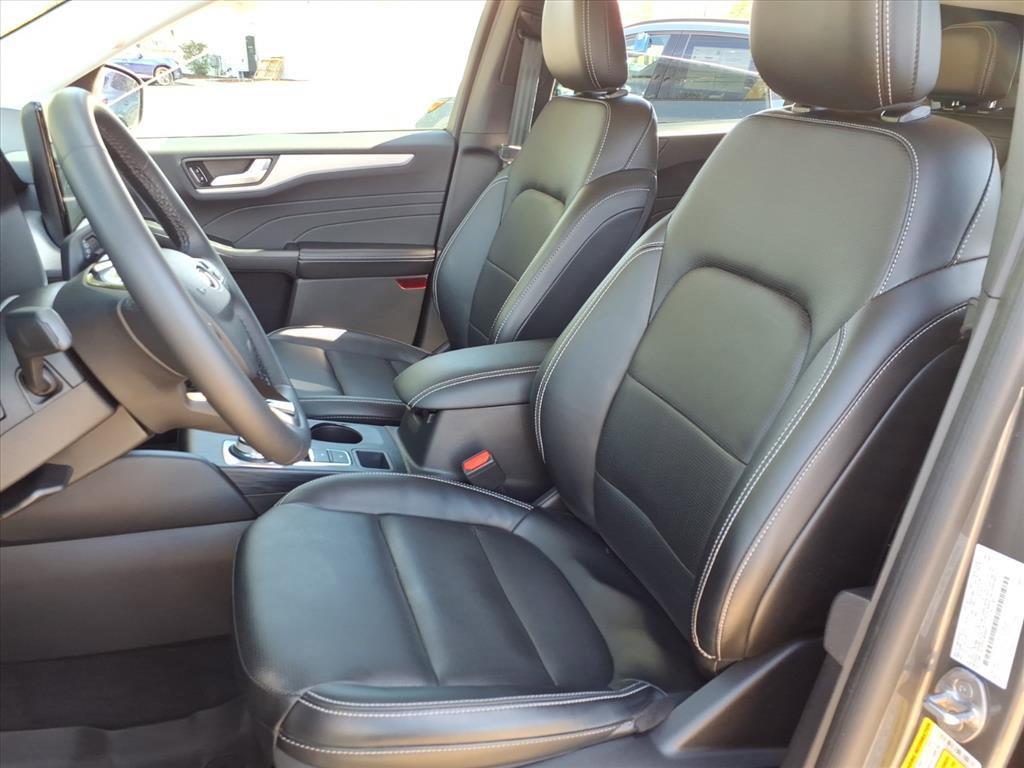 used 2023 Ford Escape car, priced at $26,923