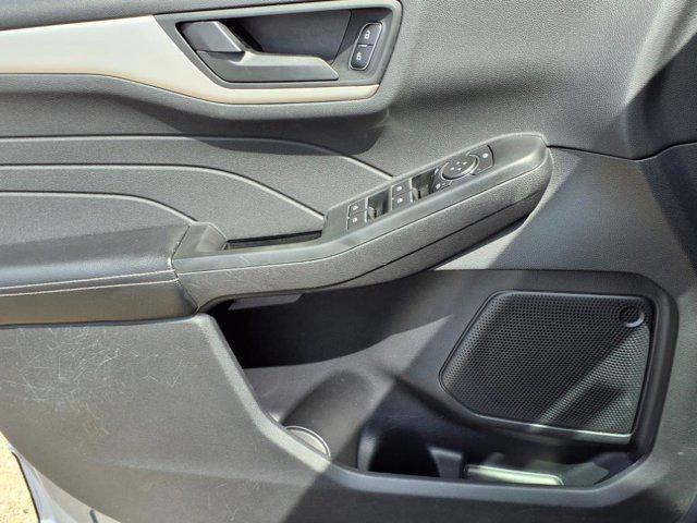 used 2022 Ford Escape car, priced at $21,992