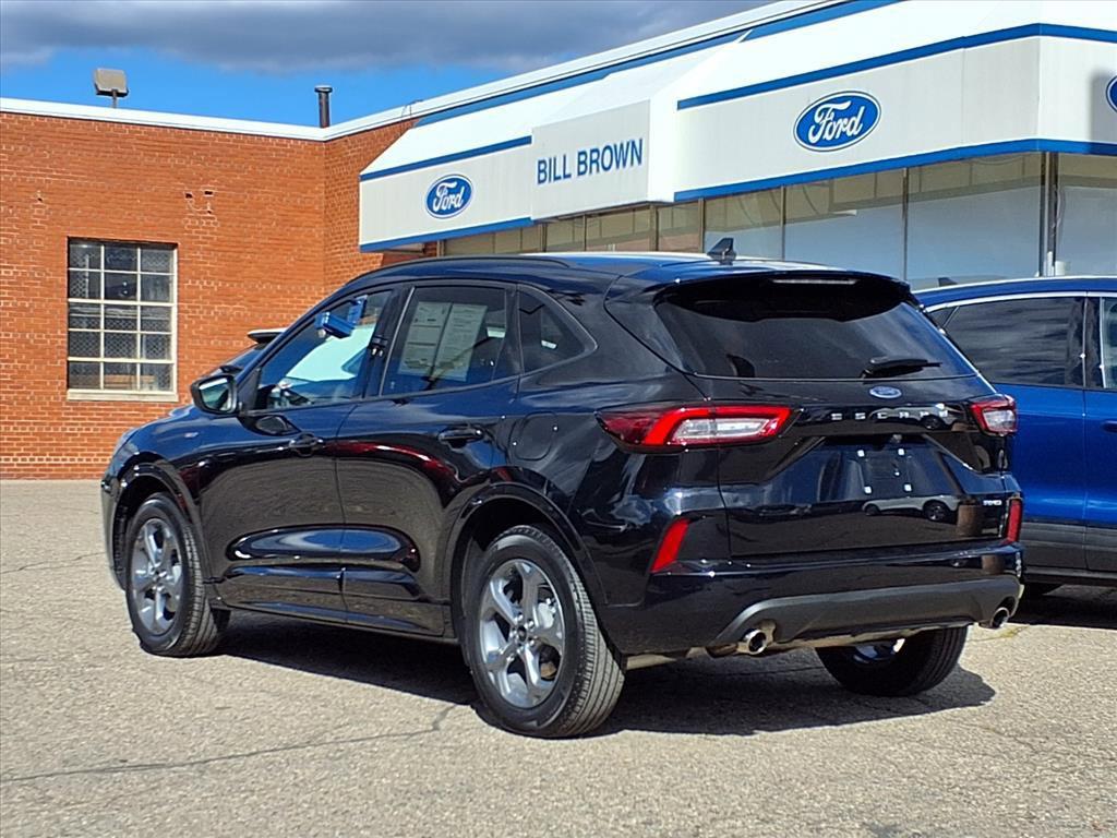 used 2023 Ford Escape car, priced at $25,523