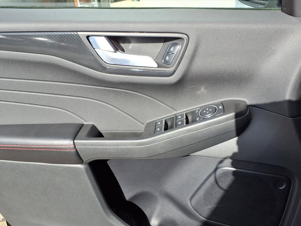 used 2023 Ford Escape car, priced at $25,523