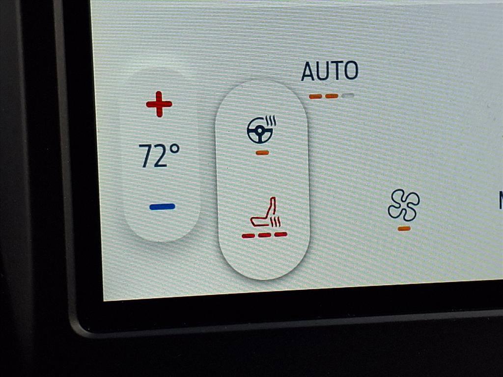 used 2024 Ford Edge car, priced at $29,995