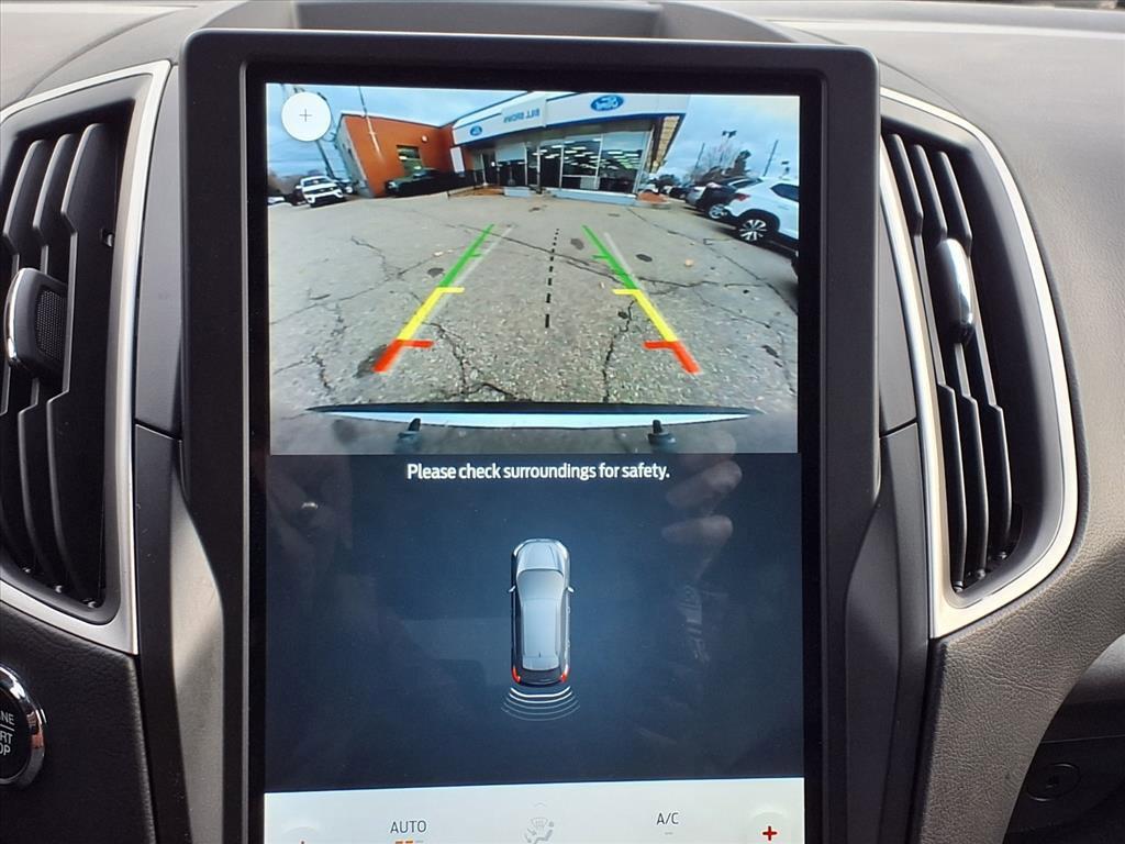 used 2024 Ford Edge car, priced at $29,995