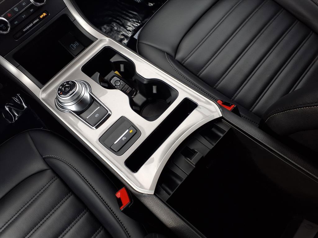 used 2024 Ford Edge car, priced at $29,995