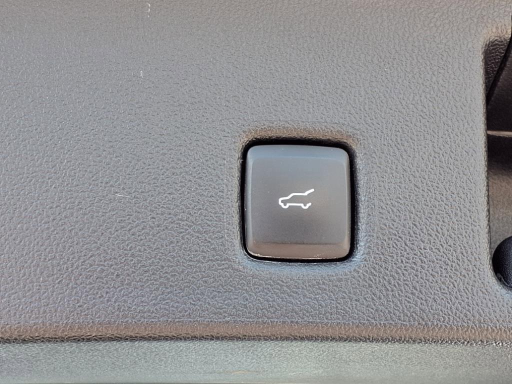 used 2022 Ford Escape car, priced at $20,922