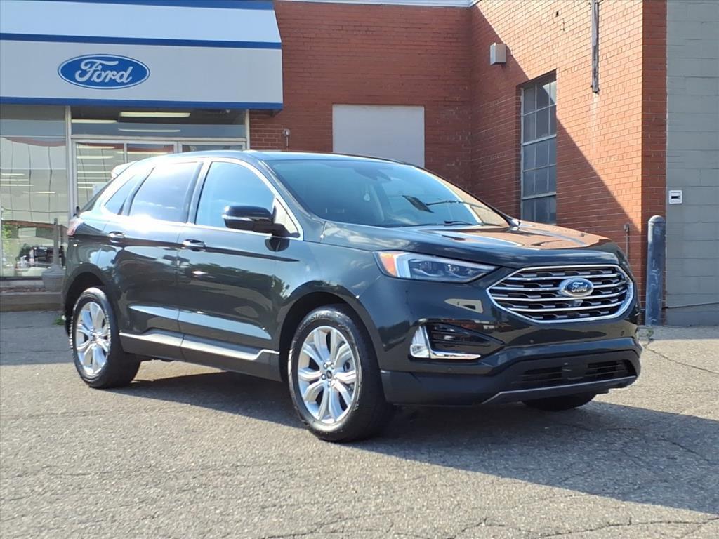 used 2024 Ford Edge car, priced at $31,994