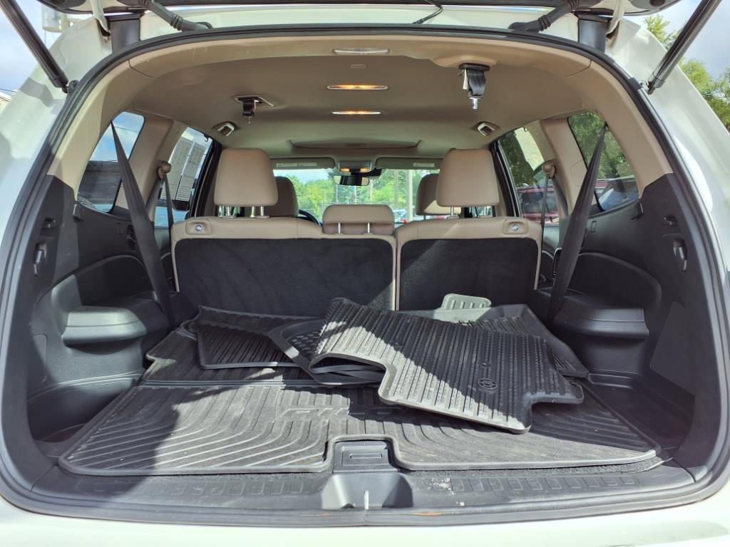 used 2021 Honda Pilot car, priced at $25,531