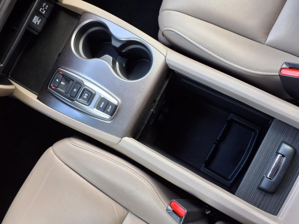 used 2021 Honda Pilot car, priced at $25,531