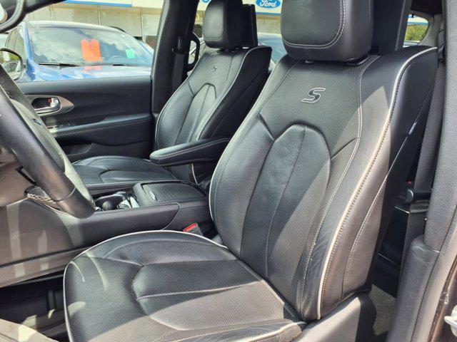 used 2021 Chrysler Pacifica Hybrid car, priced at $23,991