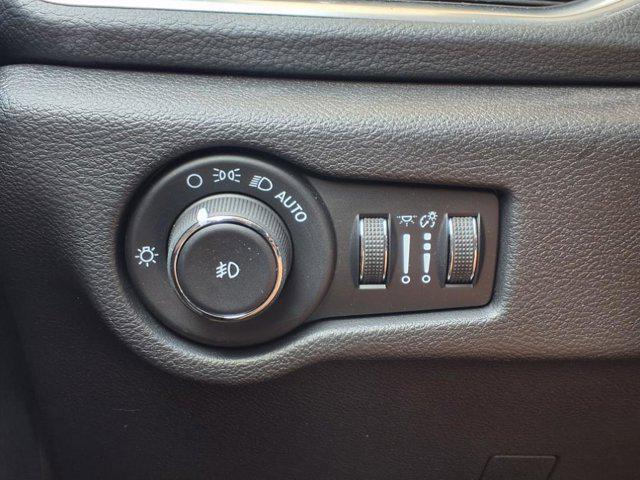used 2021 Chrysler Pacifica Hybrid car, priced at $23,991