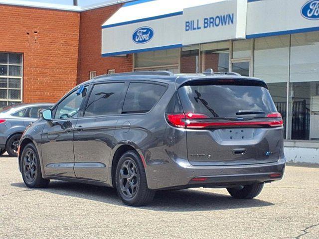 used 2021 Chrysler Pacifica Hybrid car, priced at $23,991