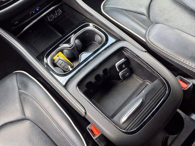 used 2021 Chrysler Pacifica Hybrid car, priced at $23,991