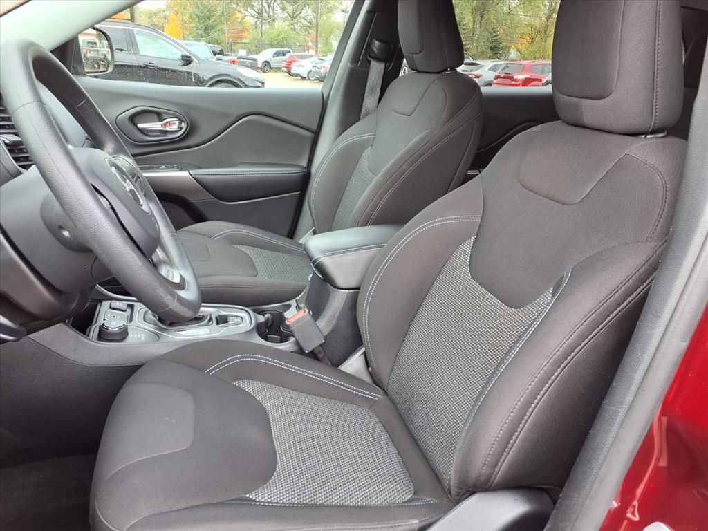 used 2019 Jeep Cherokee car, priced at $14,999