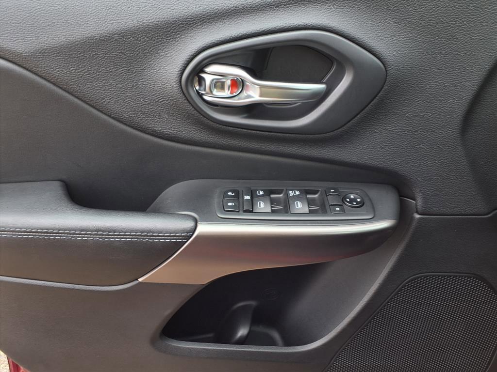 used 2019 Jeep Cherokee car, priced at $14,999