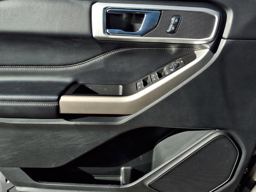 used 2022 Ford Explorer car, priced at $28,882