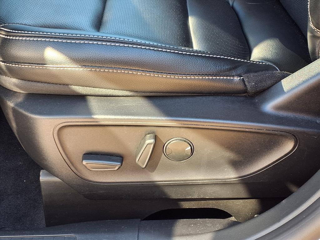 used 2022 Ford Escape car, priced at $22,992