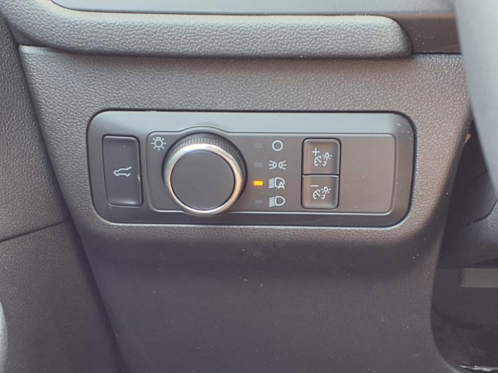 used 2022 Ford Escape car, priced at $21,922