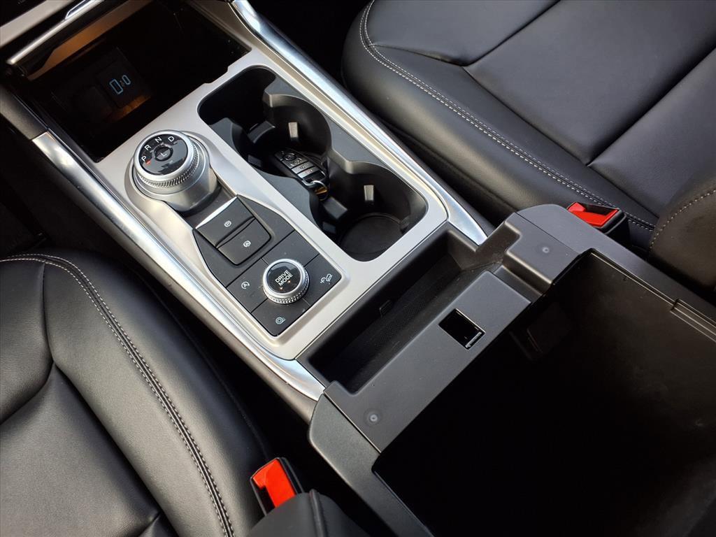 used 2024 Ford Explorer car, priced at $39,994