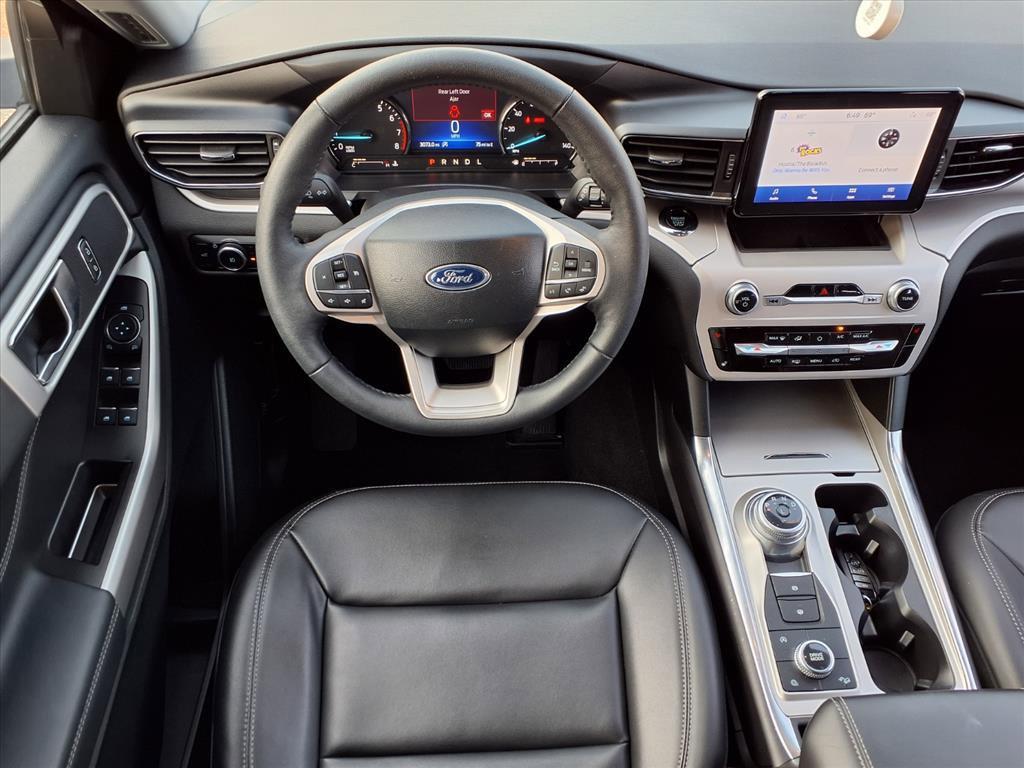 used 2024 Ford Explorer car, priced at $39,994