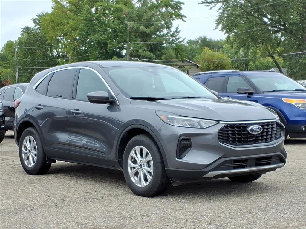 used 2023 Ford Escape car, priced at $27,993