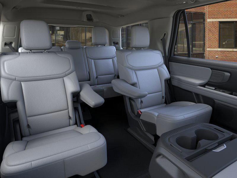 new 2025 Ford Expedition car, priced at $74,536