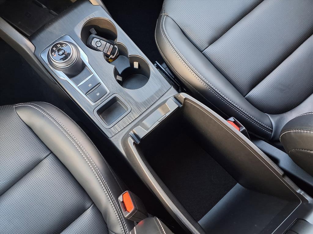 used 2023 Ford Escape car, priced at $26,923