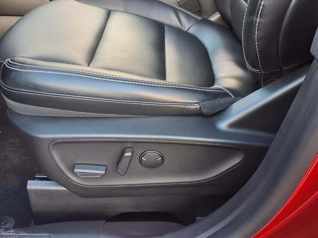 used 2023 Ford Escape car, priced at $26,923