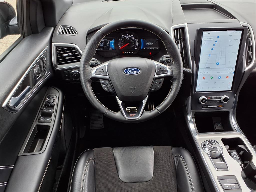 used 2022 Ford Edge car, priced at $35,992