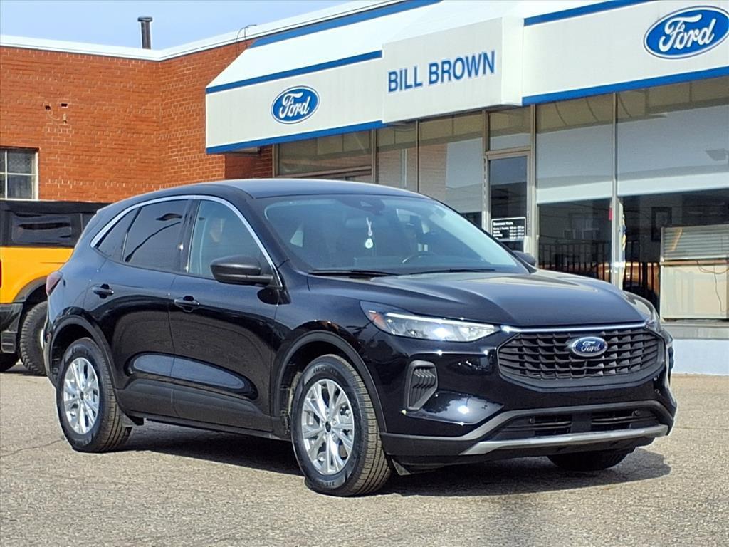 used 2023 Ford Escape car, priced at $19,993