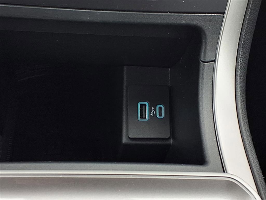 used 2024 Ford Edge car, priced at $29,994