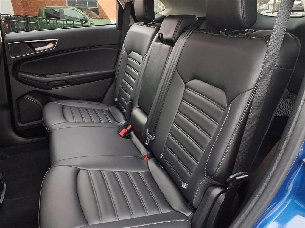 used 2024 Ford Edge car, priced at $29,994